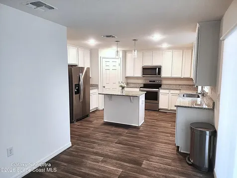 1043 Corbin Circle SW Palm Bay FL 32908