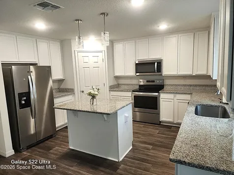 1043 Corbin Circle SW Palm Bay FL 32908