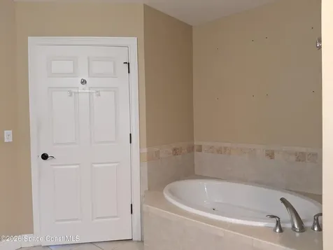 1437 Pineapple Avenue Melbourne FL 32935