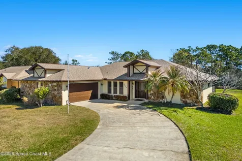 2213 Woodlawn Circle Melbourne FL 32934