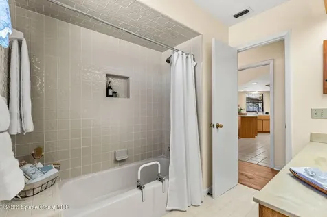 2213 Woodlawn Circle Melbourne FL 32934