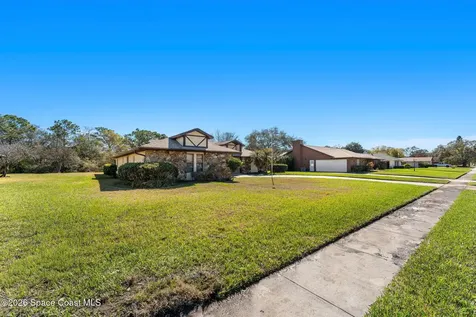 2213 Woodlawn Circle Melbourne FL 32934