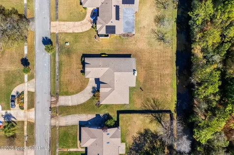 2213 Woodlawn Circle Melbourne FL 32934