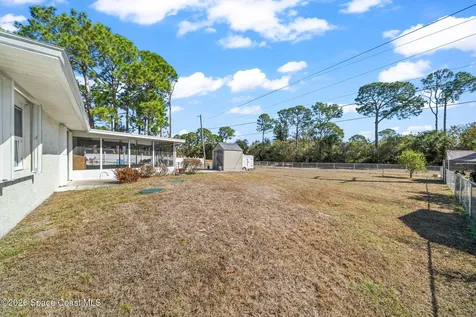 853 Lamplighter Drive NW Palm Bay FL 32907