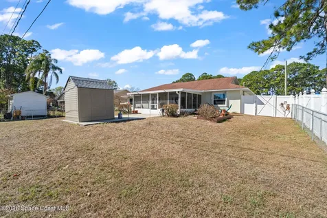 853 Lamplighter Drive NW Palm Bay FL 32907