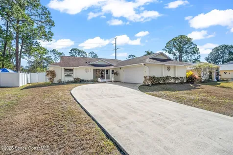 853 Lamplighter Drive NW Palm Bay FL 32907