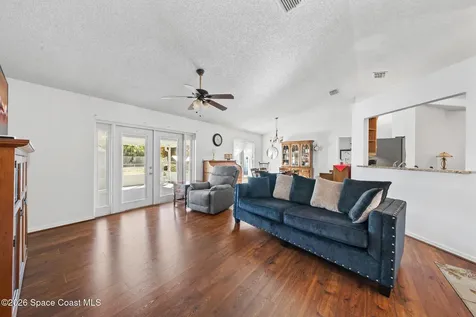 853 Lamplighter Drive NW Palm Bay FL 32907