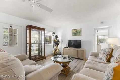 421 Pine Glen Lane Lake Worth FL 33467
