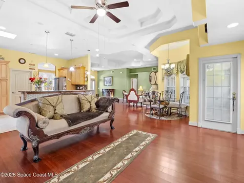 882 Palo Alto Street SE Palm Bay FL 32909