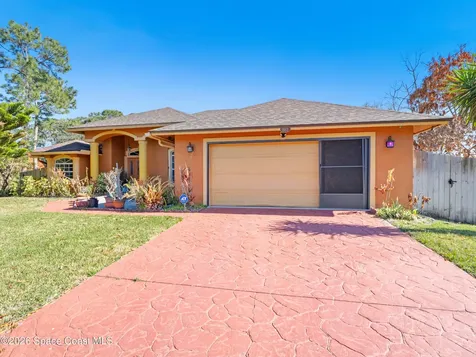 882 Palo Alto Street SE Palm Bay FL 32909