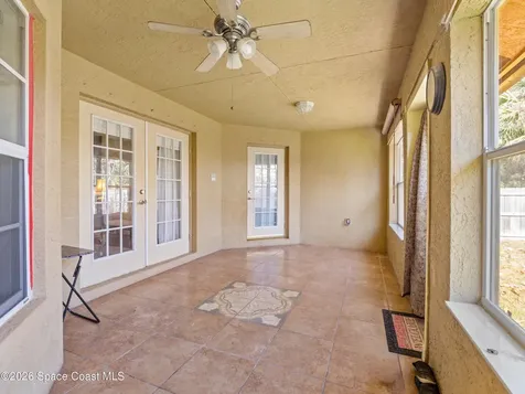 882 Palo Alto Street SE Palm Bay FL 32909