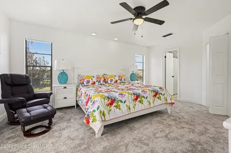 218 Cambridge Avenue NE Palm Bay FL 32907