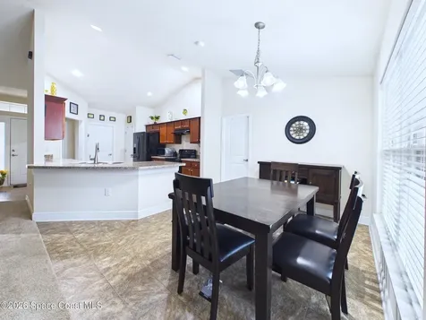 490 Tuloma Avenue SW Palm Bay FL 32908