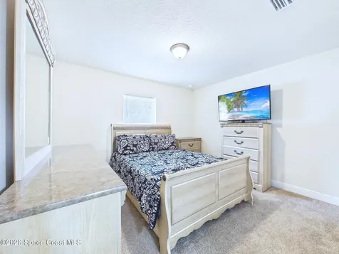 490 Tuloma Avenue SW Palm Bay FL 32908