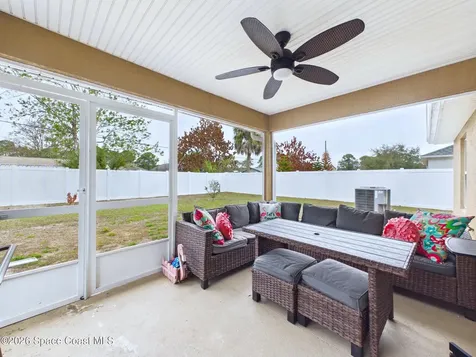 490 Tuloma Avenue SW Palm Bay FL 32908