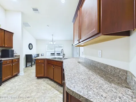 490 Tuloma Avenue SW Palm Bay FL 32908