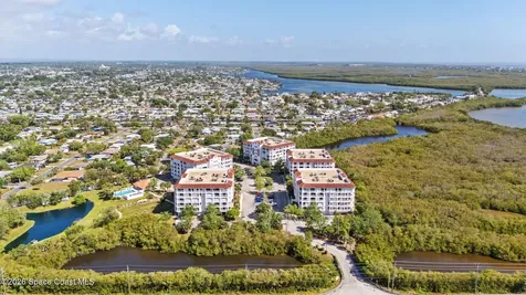 800 Del Rio Way Merritt Island FL 32953