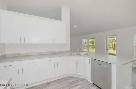 483 Oakleaf Street SW Palm Bay FL 32908