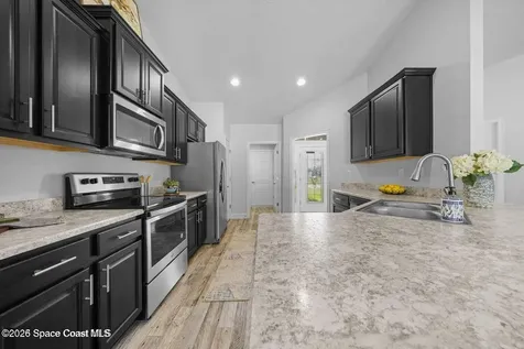 885 Micco Street SW Palm Bay FL 32908