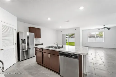 458 Haleybury Street SW Palm Bay FL 32908