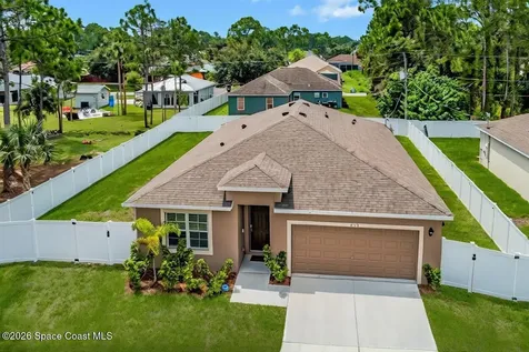 458 Haleybury Street SW Palm Bay FL 32908