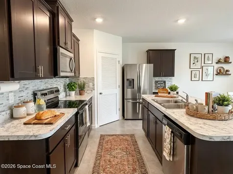 458 Haleybury Street SW Palm Bay FL 32908
