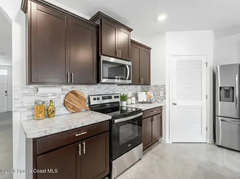 458 Haleybury Street SW Palm Bay FL 32908