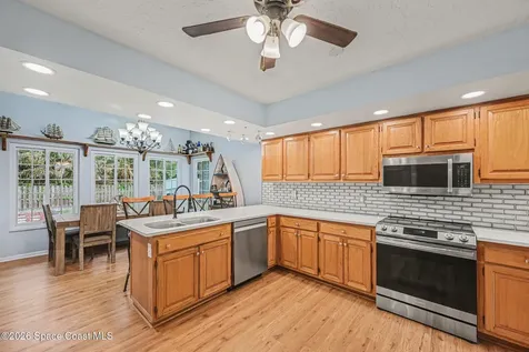757 Penguin Avenue NE Palm Bay FL 32907