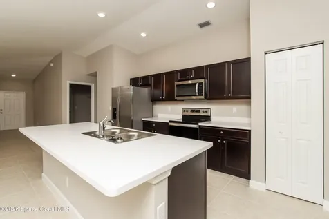 543 Reading Street SE Palm Bay FL 32909