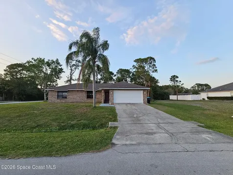 647 Bryant Road SW Palm Bay FL 32908