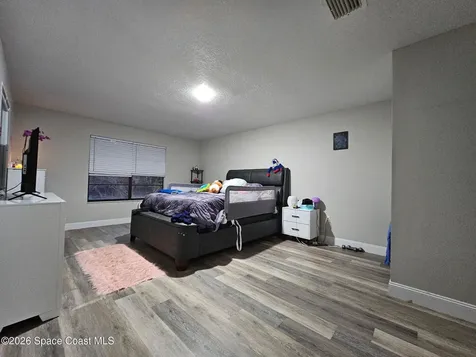 647 Bryant Road SW Palm Bay FL 32908