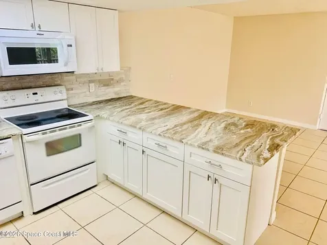1648 Sunny Brook Lane NE Palm Bay FL 32905