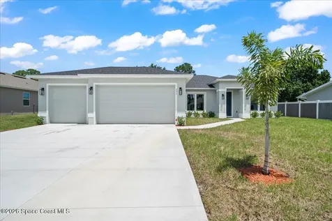371 Bryn Mawr Avenue NE Palm Bay FL 32907