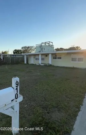 910 S Orlando Avenue Cocoa Beach FL 32931