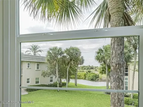 35 Vista Gardens Trail Vero Beach FL 32962