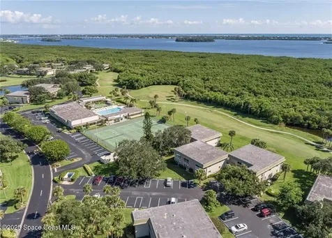 35 Vista Gardens Trail Vero Beach FL 32962
