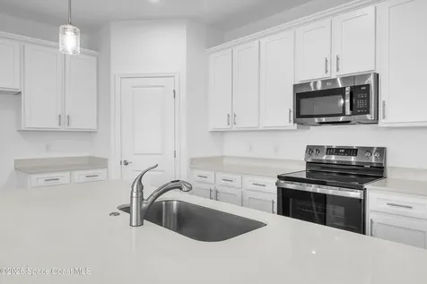 897 Castleford Avenue NE Palm Bay FL 32905