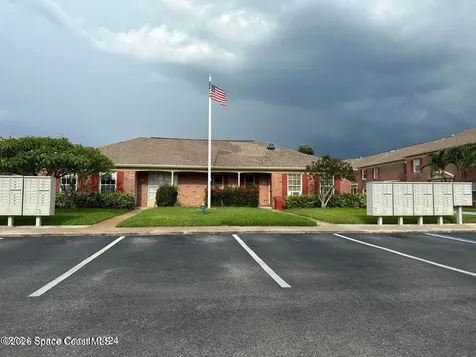911 S Colonial Court Indian Harbour Beach FL 32937