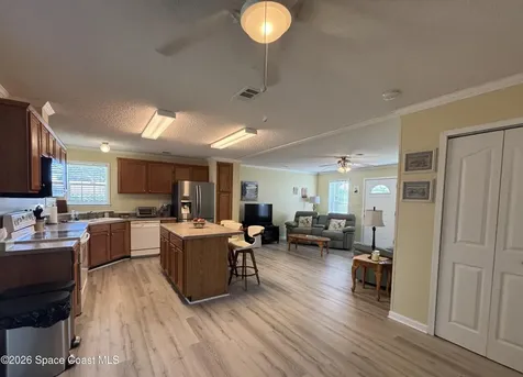 6165 98th Road Sebastian FL 32958