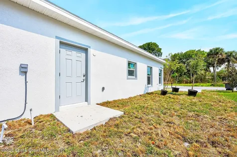 702 Lucky Street Titusville FL 32780