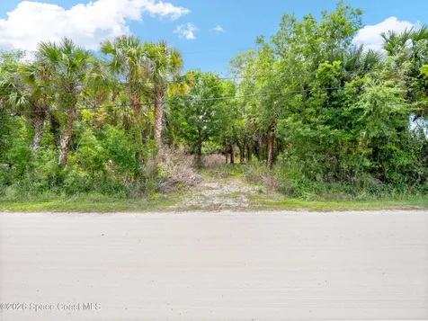 5175 Vacaro Avenue Cocoa FL 32926