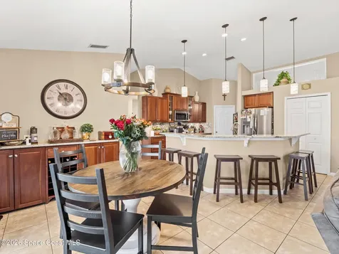 581 Ganley Street SW Palm Bay FL 32908