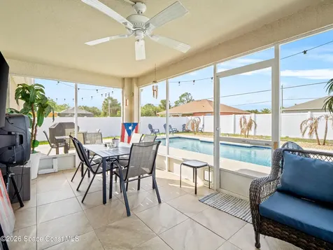 581 Ganley Street SW Palm Bay FL 32908