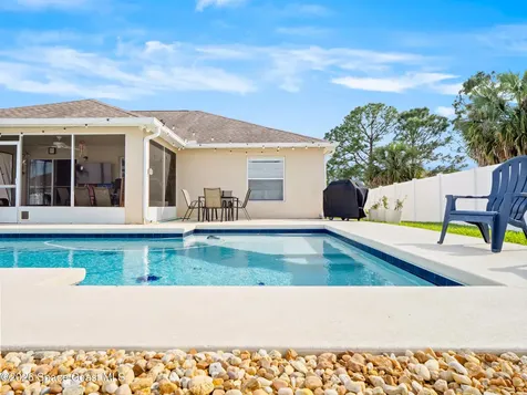 581 Ganley Street SW Palm Bay FL 32908
