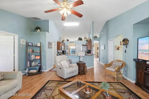 403 Central Mariners Drive Edgewater FL 32141