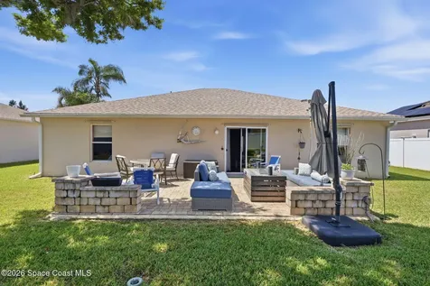 403 Central Mariners Drive Edgewater FL 32141