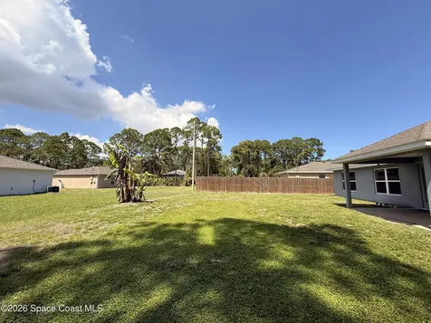 210 Krassner Drive NW Palm Bay FL 32907