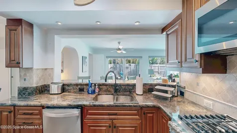 480 Park Avenue Satellite Beach FL 32937