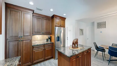 480 Park Avenue Satellite Beach FL 32937