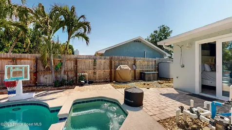 480 Park Avenue Satellite Beach FL 32937